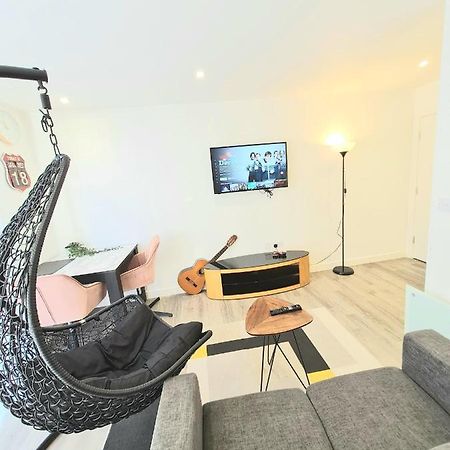 Lovely Studio Apartment Sheffield City Centre - Netflix, Wifi, Digital Tv ภายนอก รูปภาพ