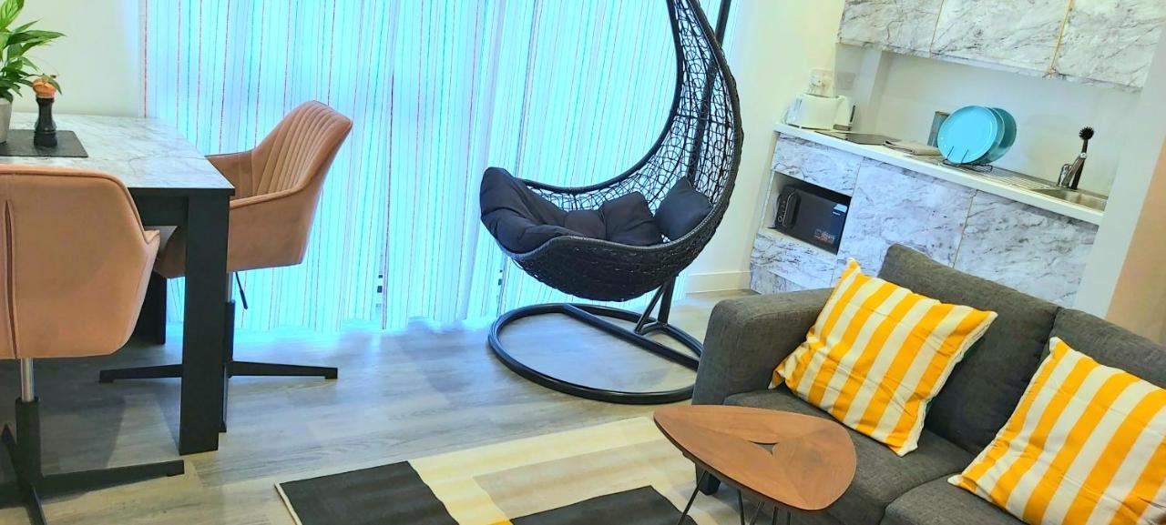 Lovely Studio Apartment Sheffield City Centre - Netflix, Wifi, Digital Tv ภายนอก รูปภาพ