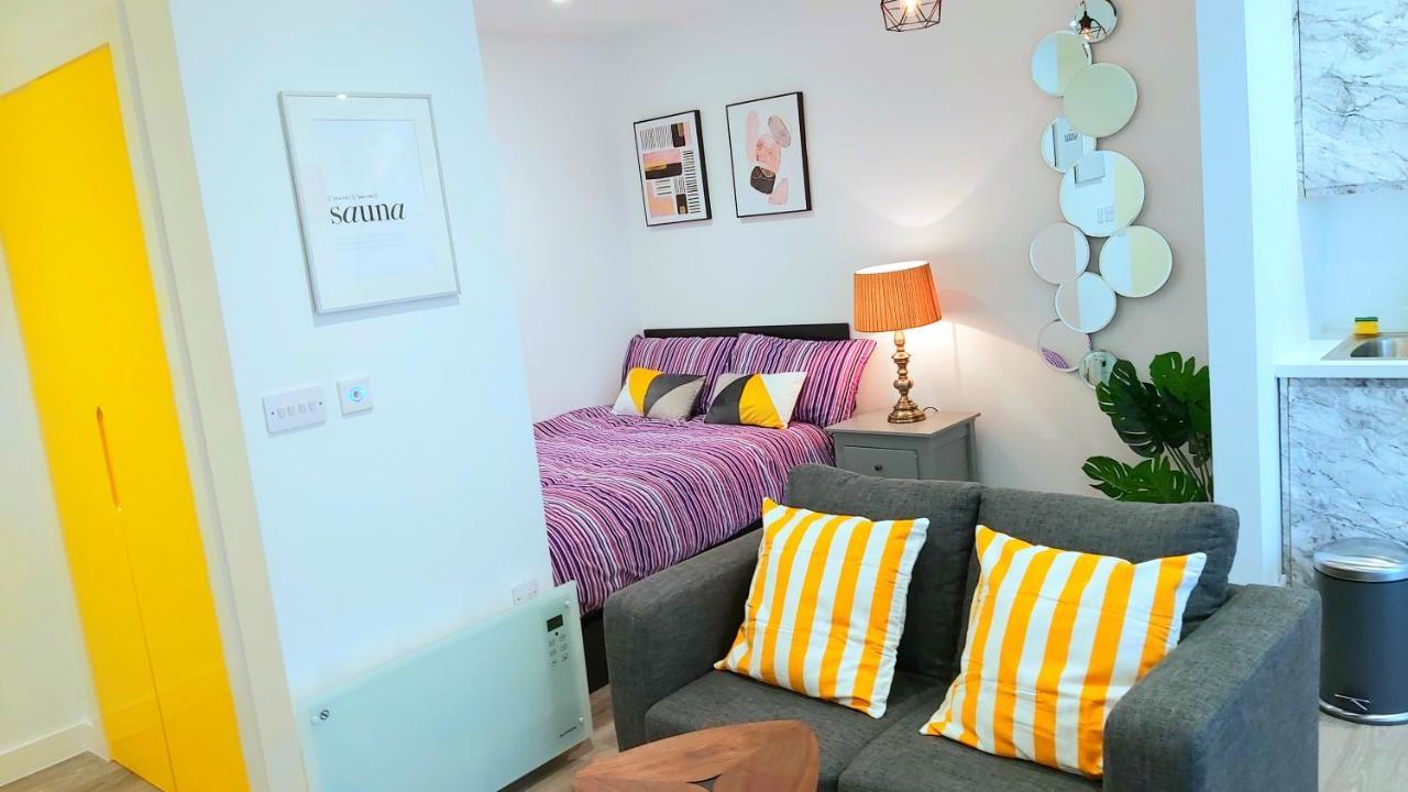Lovely Studio Apartment Sheffield City Centre - Netflix, Wifi, Digital Tv ภายนอก รูปภาพ