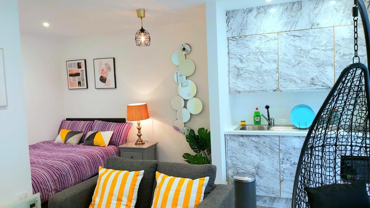 Lovely Studio Apartment Sheffield City Centre - Netflix, Wifi, Digital Tv ภายนอก รูปภาพ