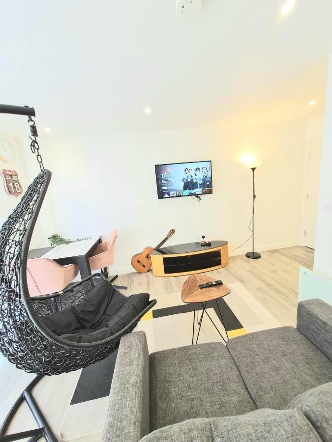 Lovely Studio Apartment Sheffield City Centre - Netflix, Wifi, Digital Tv ภายนอก รูปภาพ